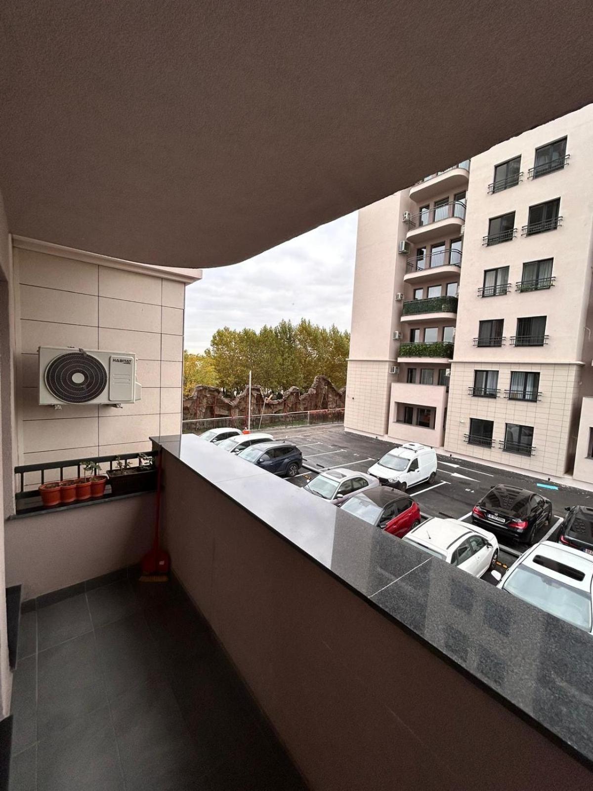 Summit Stay Apartment Bucarest Extérieur photo