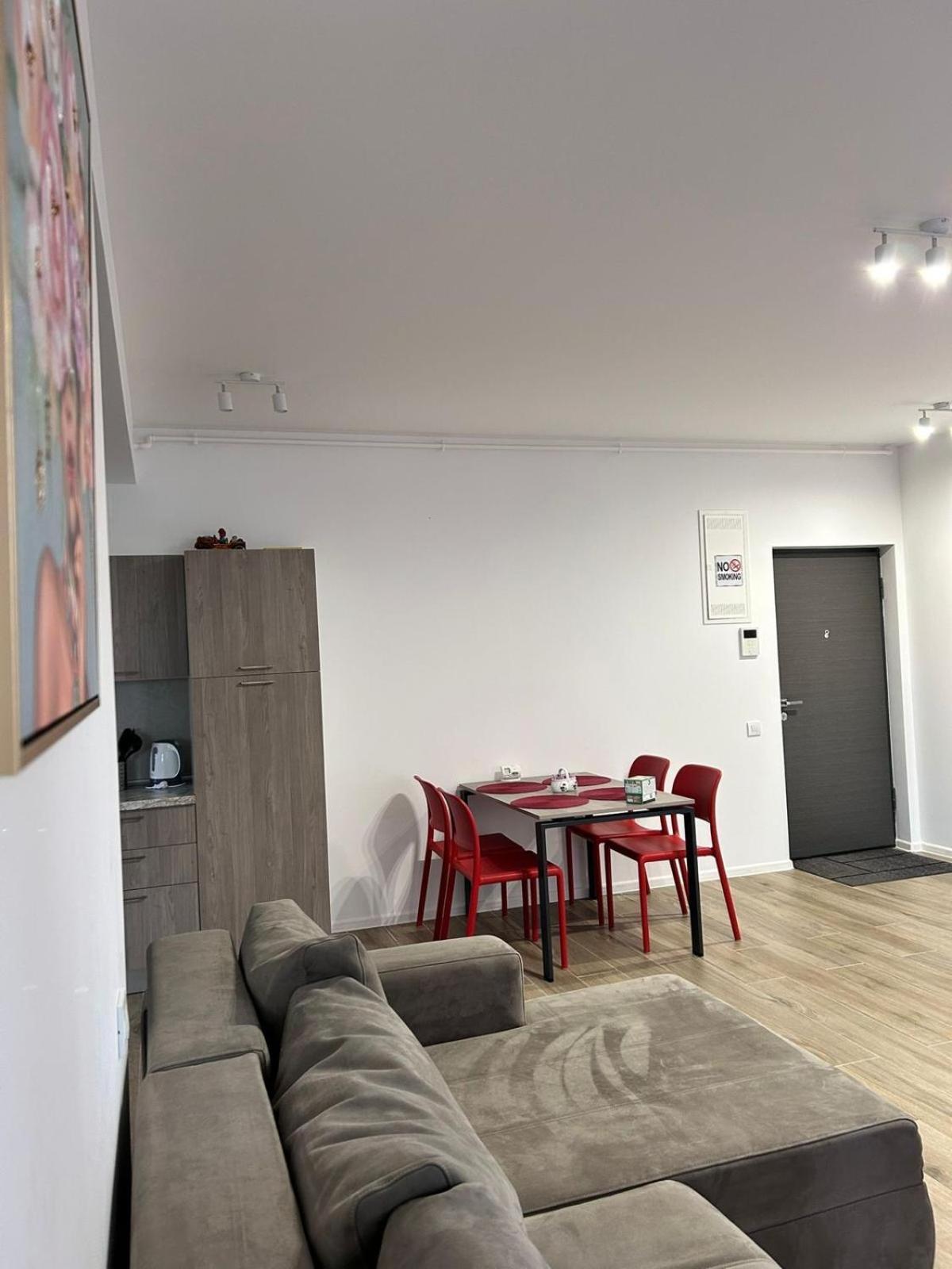 Summit Stay Apartment Bucarest Extérieur photo