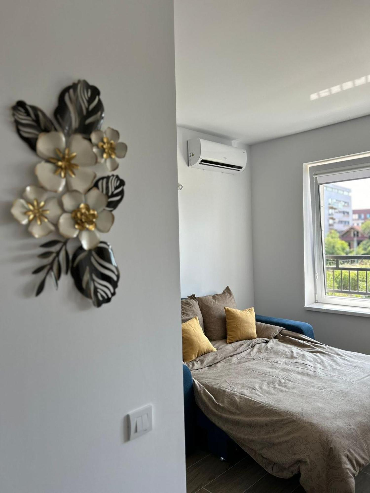 Summit Stay Apartment Bucarest Extérieur photo