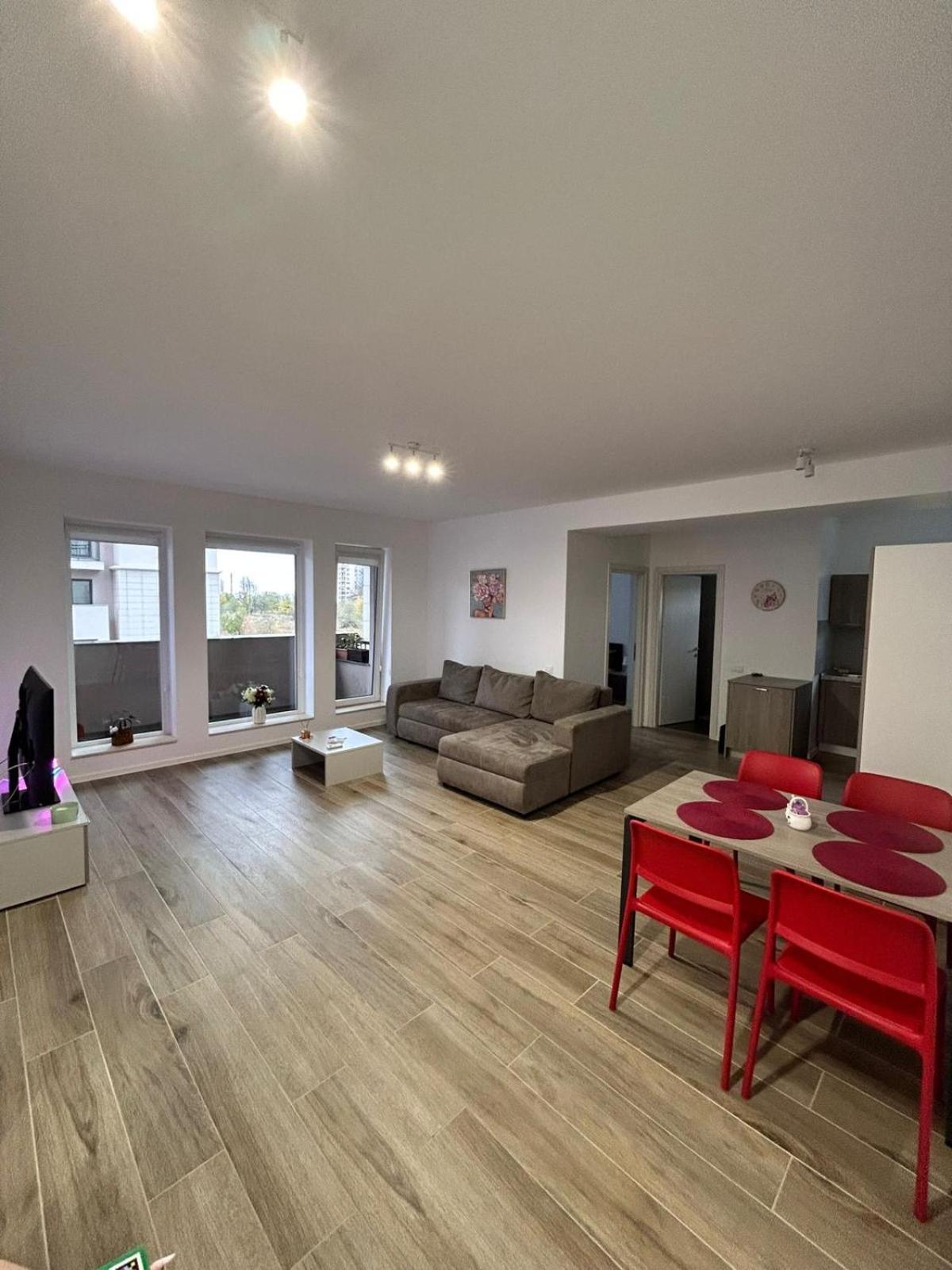 Summit Stay Apartment Bucarest Extérieur photo